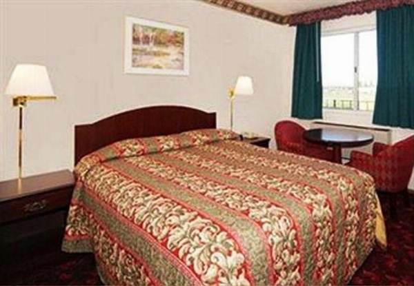 Rodeway Inn Wine Country image 6